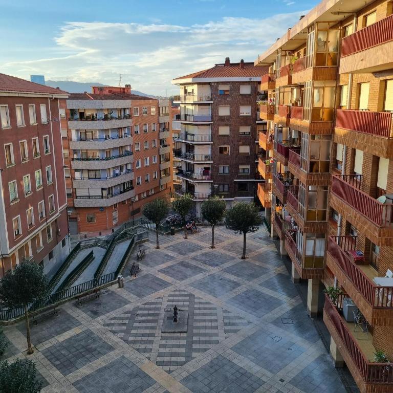 Apartmán Apartamento Con Garaje Opcional Con 2 Banos Cerca Ayuntamiento Bilbao Exteriér fotografie